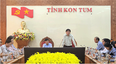 Đoàn giám sát chuyên đề của HĐND, Thường trực HĐND tỉnh làm việc UBND tỉnh, các sở, ngành và UBND các huyện, thành phố