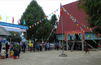 Cử tri Kon Tum đi bầu cử đạt gần trăm phần trăm