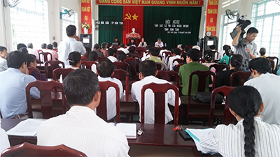 Đoàn đại biểu Quốc hội tỉnh Kon Tum tiếp xúc cử tri định kỳ sau kỳ họp 2 - Quốc hội khóa XIV