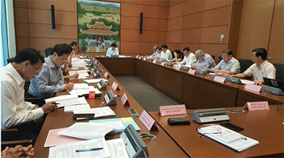 Hoạt động của Đoàn đại biểu Quốc hội tỉnh Kon Tum trong tuần thứ nhất của kỳ họp thứ 5 - Quốc hội khóa XIV