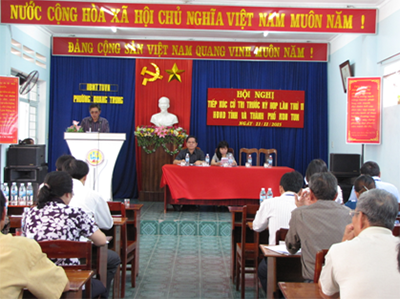 Phó Chủ tịch HĐND tỉnh Kring Ba tiếp xúc cử tri tại thành phố Kon Tum