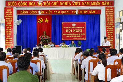 Đoàn đại biểu Quốc hội tỉnh Kon Tum tiếp xúc cử tri huyện Ia H'Drai