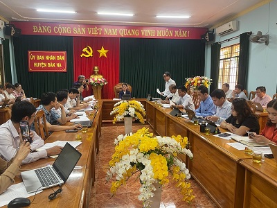 Đoàn giám sát của HĐND tỉnh giám sát công tác quản lý nhà nước về về bảo vệ môi trường trên địa bàn huyện Đăk Hà